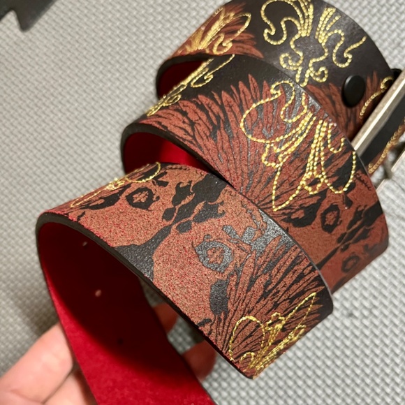 Embroidered genuine leather belt - Picture 3 of 4